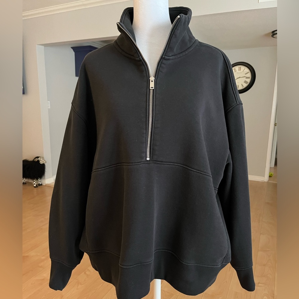 Everlane Black Pullover Top